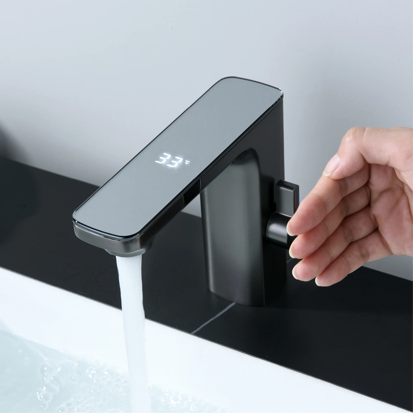 intelligent brass bathroom faucet induction design LED light temperature display 1 hole single handle cold & hot basin Tap
